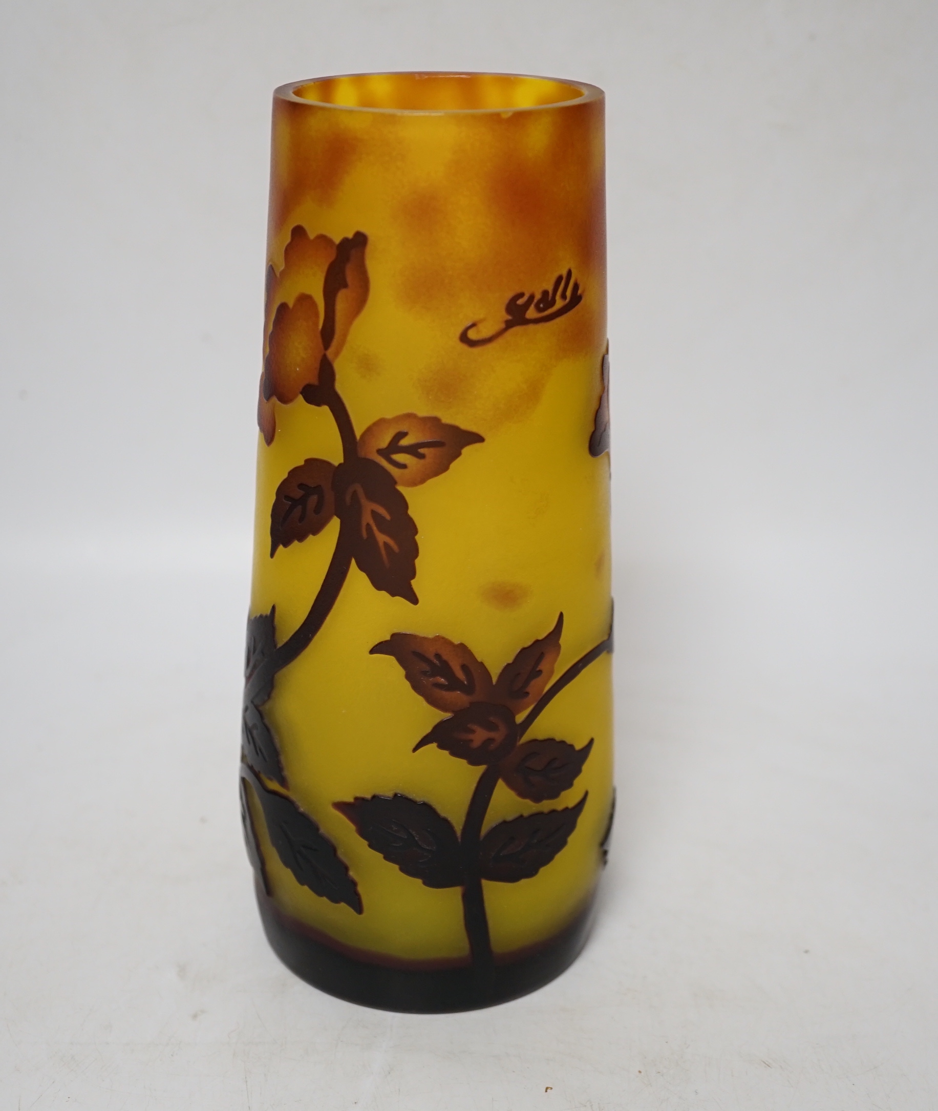 A Cameo glass vase in the style of Galle, decorated with poppies on yellow ground 22m high